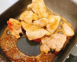 酢っぱりな野菜和えの上に♪鶏ポン酢炒め作り方6写真