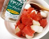 ワインに合う♪トマトとチーズのサラダ作り方2写真