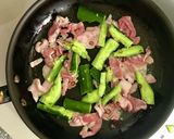 味ぽん一発！簡単！ピリ辛豚きゅう作り方2写真
