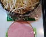 簡単！無限もやし＆ハム♪ごま和え♪作り方1写真