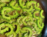 簡単！副菜の１品に☆ゴーヤの塩昆布炒め作り方2写真