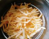 マクロビ☆じゃがいもの千切り炒め作り方1写真