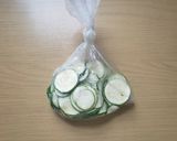 ズッキーニとツナのチーズおかか和え作り方1写真