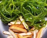 ご飯がススム♪切り昆布と桜エビの炒め物作り方3写真