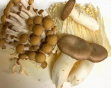 たっぷりきのこと豚肉と玉ねぎの中華炒め作り方4写真