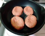 簡単☆子どもが大好きハンバーグ作り方4写真