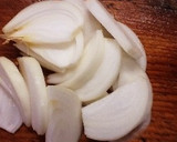 鯨肉の缶詰とタマネギのいため煮作り方3写真