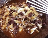 鯨肉の缶詰とタマネギのいため煮作り方7写真