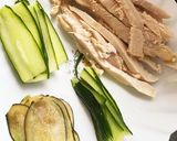茄子と胡瓜を一緒に鶏胸肉生春巻き作り方3写真