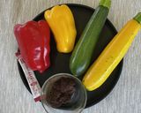 簡単☆パプリカの赤だし汁作り方1写真