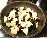 フライパンで簡単☆ナスと鶏肉の炒め煮♪作り方5写真