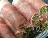 豚肉のスプラウト巻き作り方1写真