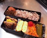 冷凍ハンバーグのアメリカン弁当作り方4写真