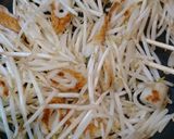 簡単！安い美味しい！もやしとちくわ炒め♪作り方2写真
