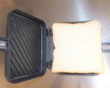 ハム・チーズ・ポテトサラダのホットサンド作り方4写真