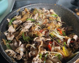 豚肉とザーサイ・彩り野菜の炒り卵炒め作り方5写真
