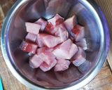 【沖縄】白身魚シイラのケチャップ炒め。作り方1写真