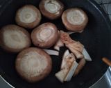 椎茸と豚肉の生姜焼き作り方2写真