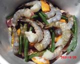 エビと鶏肉、カボチャの煮もの作り方3写真