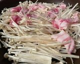 具だくさん!豚バラキムチ焼うどん作り方1写真