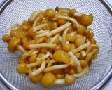 免疫力up！なめこオクラわかめのお味噌汁作り方1写真