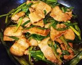 簡単♪︎美味しい！ふわふわ卵の豚ニラ玉♡作り方3写真