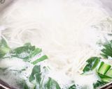 お年寄り絶賛シリーズ☆簡単♪乾麺スープ☆作り方1写真
