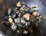 究極のデトックス！貝の汁(みかん葉入り)作り方1写真