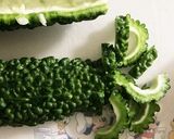 サラダチキンアレンジ　ゴーヤチャンプルー作り方1写真