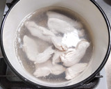 梨と茹で鶏むね肉の冷やし中華作り方3写真