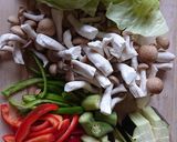 豚肉と季節の野菜のバジルみそ炒め作り方1写真