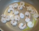 えびとほうれんそうの塩昆布バター炒め作り方3写真