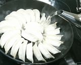 フライパンで本気！餃子の美味しい焼き方♫作り方3写真