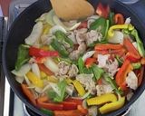 パプリカと豚バラ肉のナンプラー炒め作り方6写真