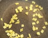 ポテトとひき肉とチーズのオープンオムレツ作り方1写真