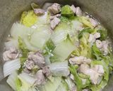 白菜と鶏肉の白味噌クリーム煮作り方2写真
