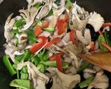 免疫力アップ！青椒肉絲風 温玉のせ丼作り方4写真