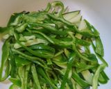 簡単！やみつき！ピーマンきゅうりの和え物作り方1写真