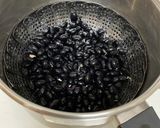 圧力鍋で簡単美味しい蒸し黒豆★大豆でも作り方2写真