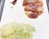 鶏モモにんにくピリ辛パスタ作り方1写真