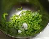 ゴーヤと紫玉ねぎのサラダ！作り方2写真
