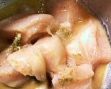 トレンドのレモン味！鶏肉ステーキ作り方2写真