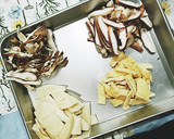 食欲の秋！鮭とキノコの簡単炊き込みご飯！作り方1写真
