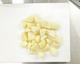 鶏唐揚げとナッツ＆ポテトの甘辛炒め作り方2写真