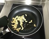 鶏唐揚げとナッツ＆ポテトの甘辛炒め作り方7写真