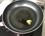 鶏唐揚げとナッツ＆ポテトの甘辛炒め作り方6写真