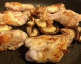 鶏手羽元と椎茸のトマト煮込み作り方3写真