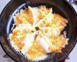 チーズの羽根付き餃子作り方4写真