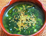 ごま油香るわかめと青ネギのスープ作り方6写真
