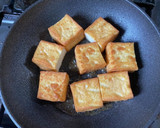 超簡単　厚揚げとトマトの味噌炒め作り方3写真